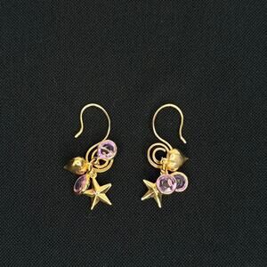 Vintage gold tone star and heart earrings